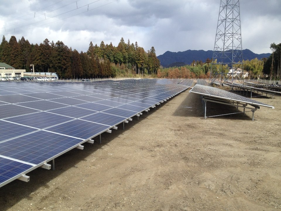 KJC 兵庫県 1,006kW 太陽光発電所